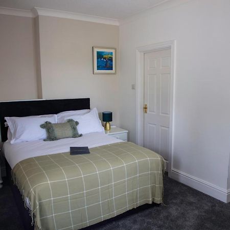 The Charlton Boutique Hotel Челтнем Екстер'єр фото