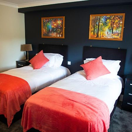 The Charlton Boutique Hotel Челтнем Екстер'єр фото