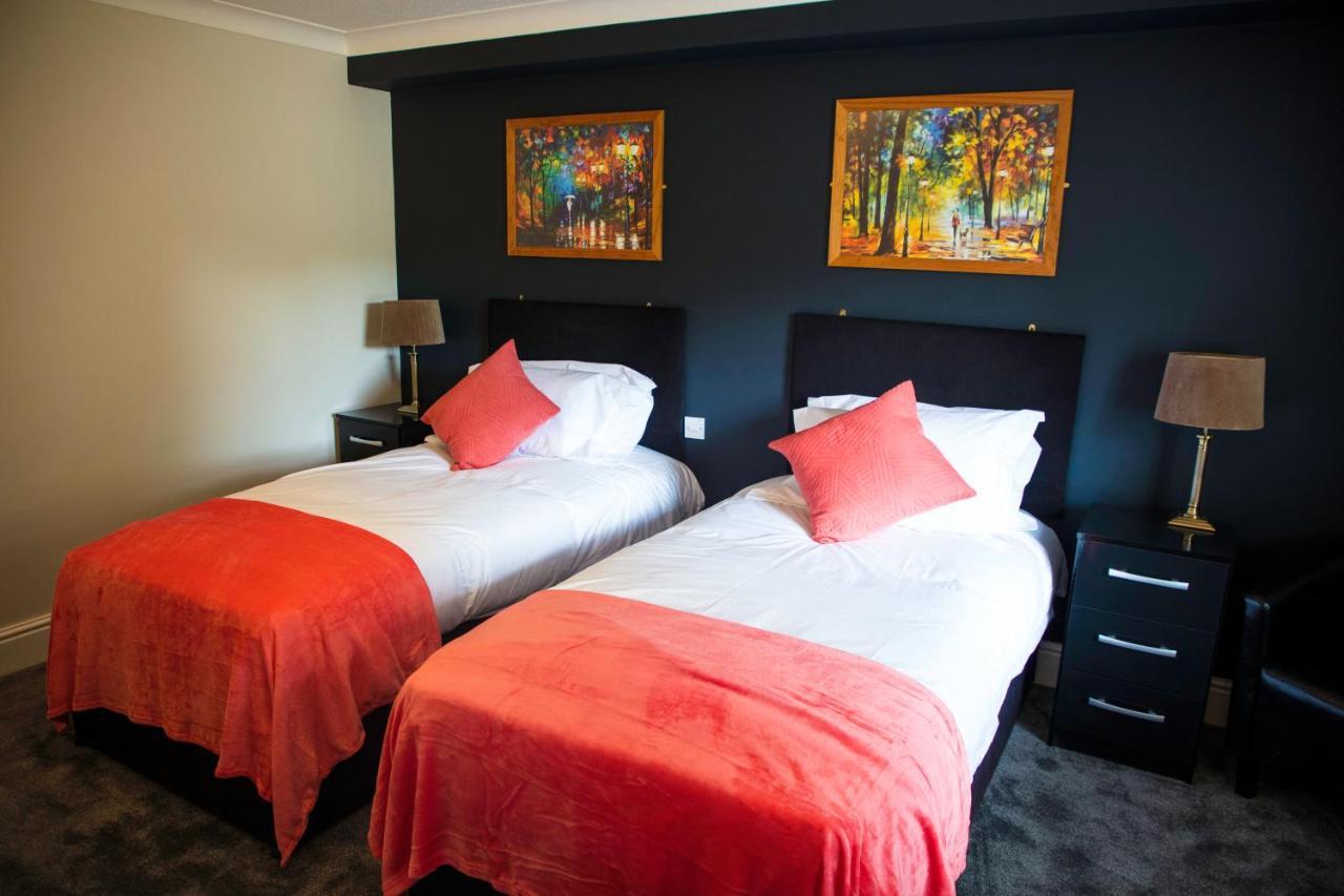 The Charlton Boutique Hotel Челтнем Екстер'єр фото