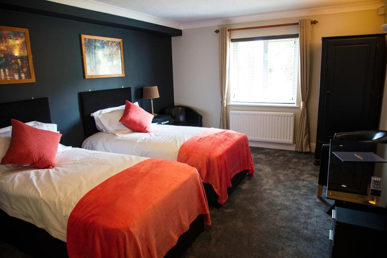 The Charlton Boutique Hotel Челтнем Екстер'єр фото