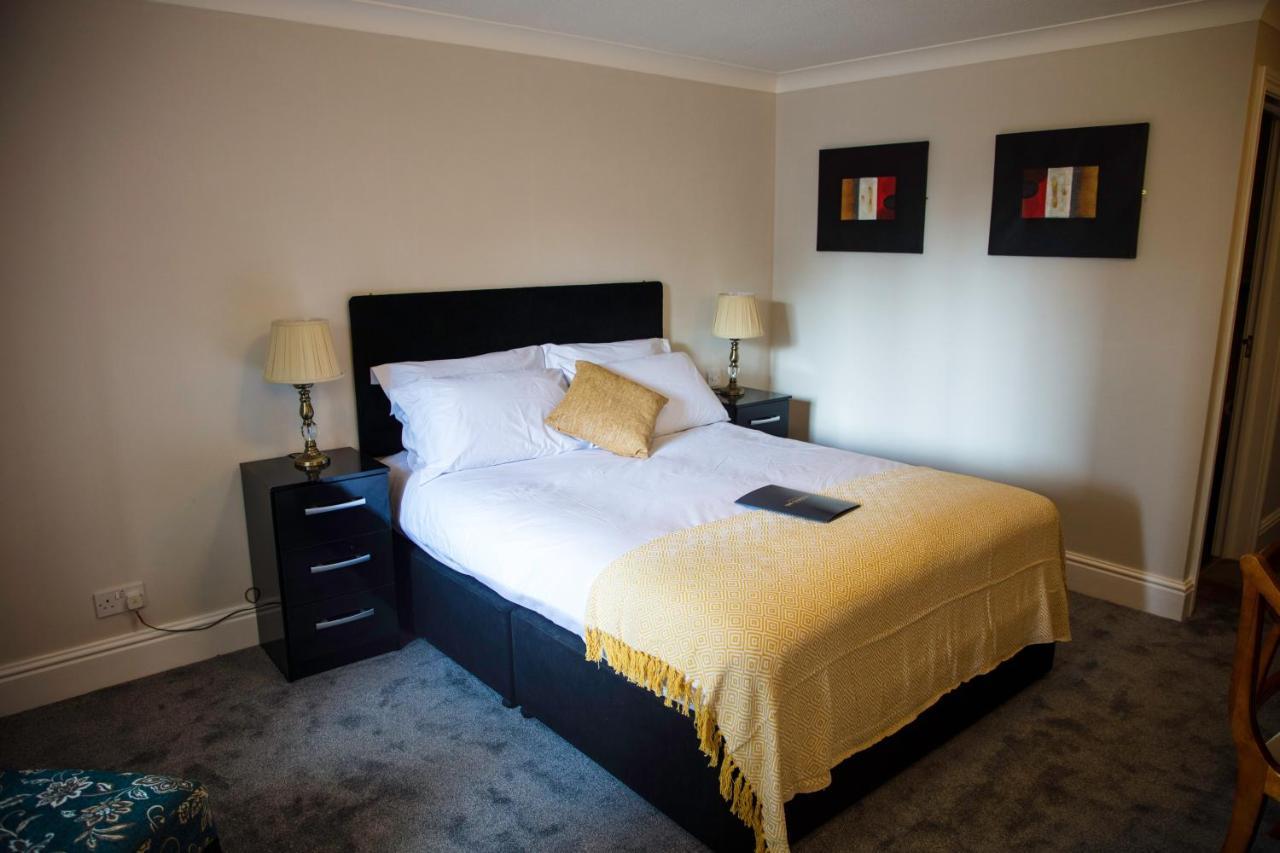 The Charlton Boutique Hotel Челтнем Екстер'єр фото