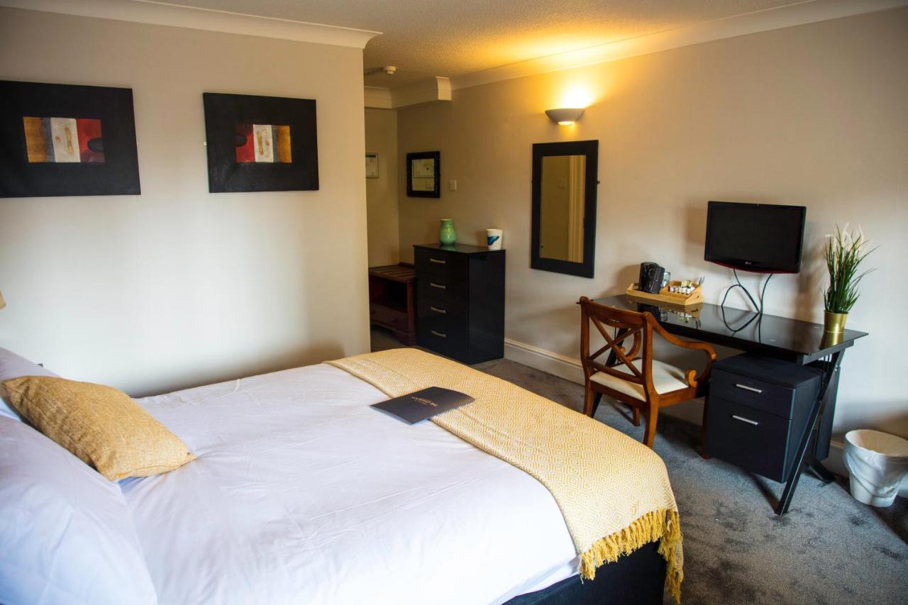 The Charlton Boutique Hotel Челтнем Номер фото